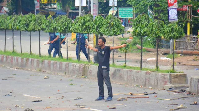 শহীদ আবু সাঈদ হত্যা মামলায় বিশ্ববিদ্যালয়ের ভিসি, অধ্যাপকসহ ৩০জনেরই সাজা